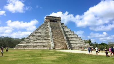Chichen Itza Airplane Tours from Cozumel